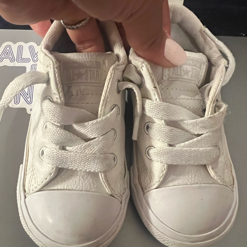 Converse Kids Cream Sneakers